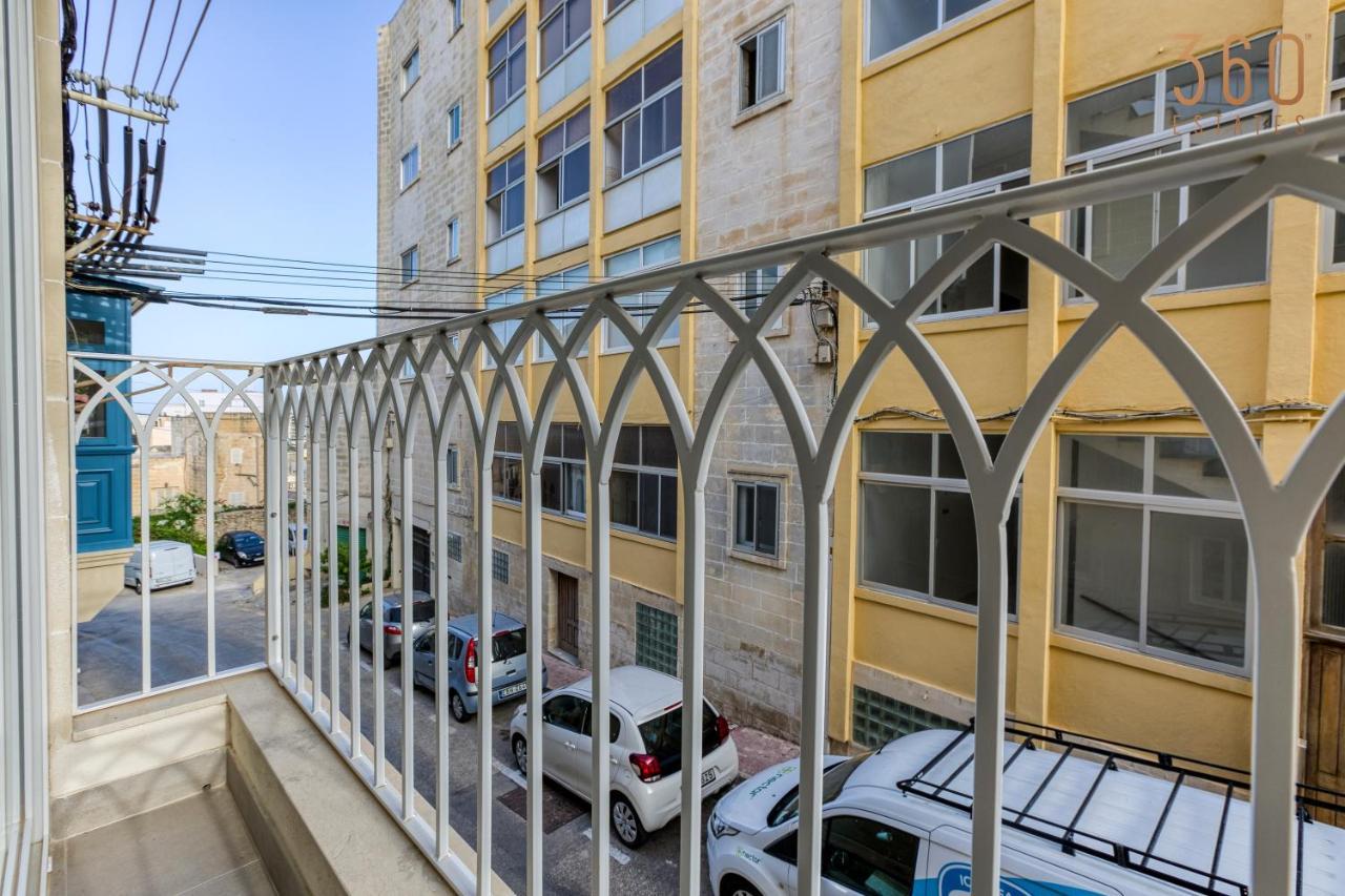 A Lovely 1Br Home With Balcony Just Off The Coast By 360 Estates Saint Julian's Eksteriør bilde