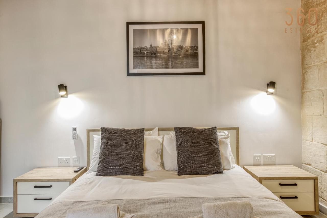 A Lovely 1Br Home With Balcony Just Off The Coast By 360 Estates Saint Julian's Eksteriør bilde